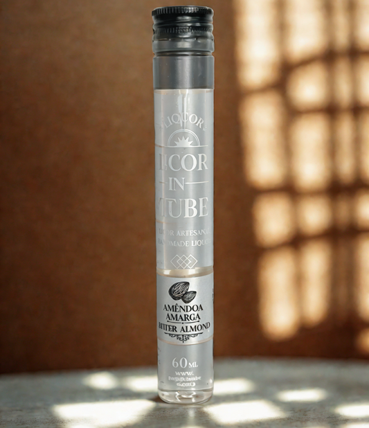 Licor de Amêndoa Amarga